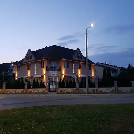 Sunrise Apartmanhaz Balatonfured