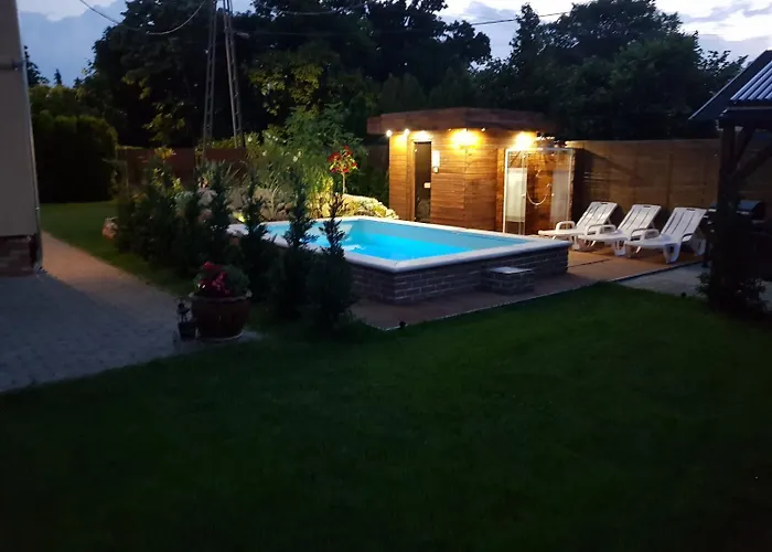 Maison d'hôtes Sunrise Apartmanhaz 4*