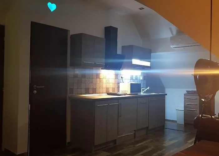 Sunrise Apartmanhaz ゲストハウス